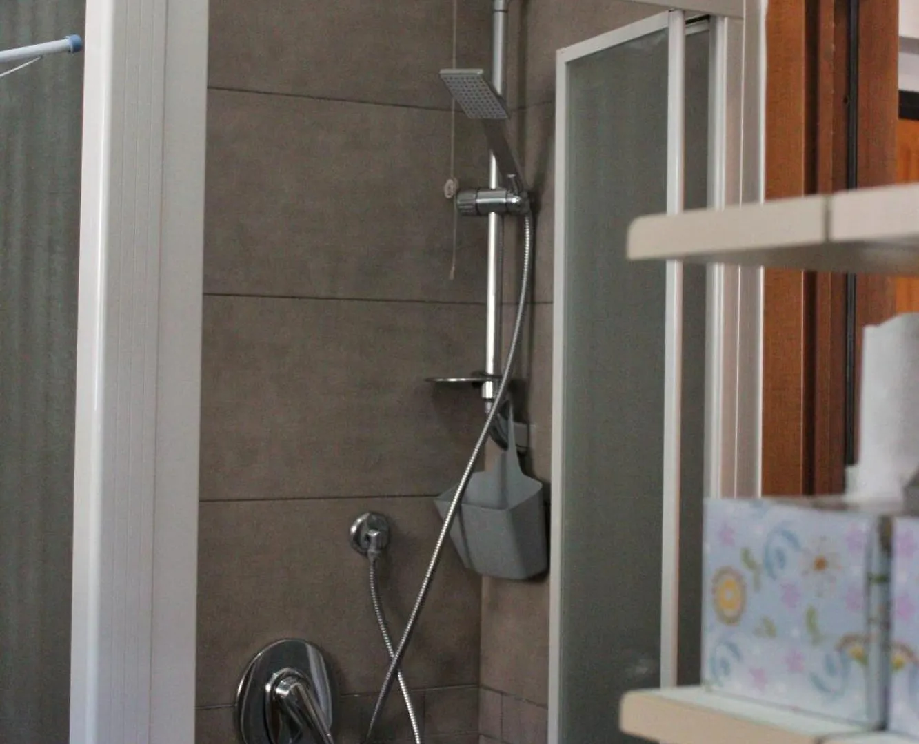 Appartamento Aleph With Private Parking, Next Train Station Como Apartment