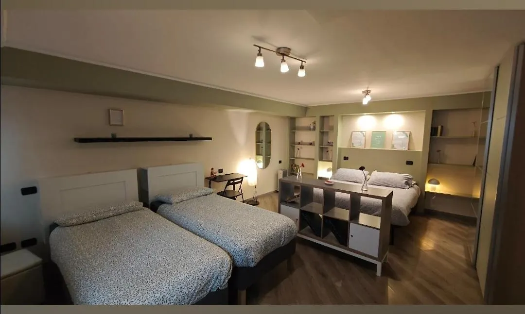 Appartamento Aleph With Private Parking, Next Train Station Como Italy