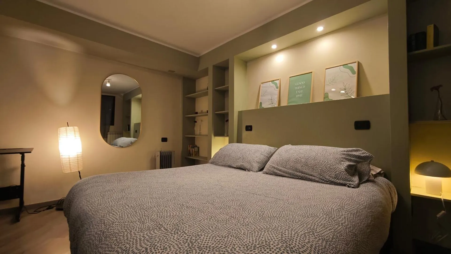 Appartamento Aleph With Private Parking, Next Train Station Como 0*,