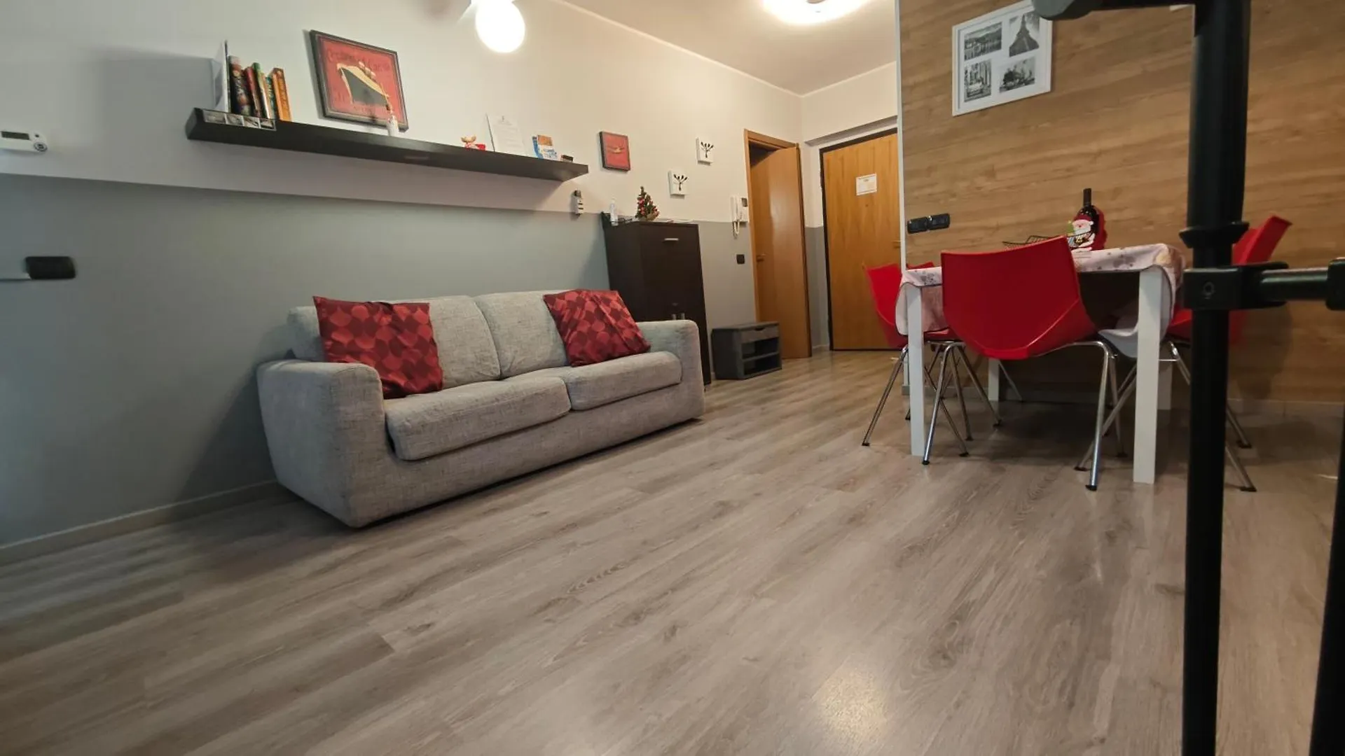 Appartamento Aleph With Private Parking, Next Train Station Como